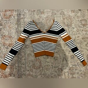 Kendall & Kylie V-Neck Sweater - Black, White, and Brown